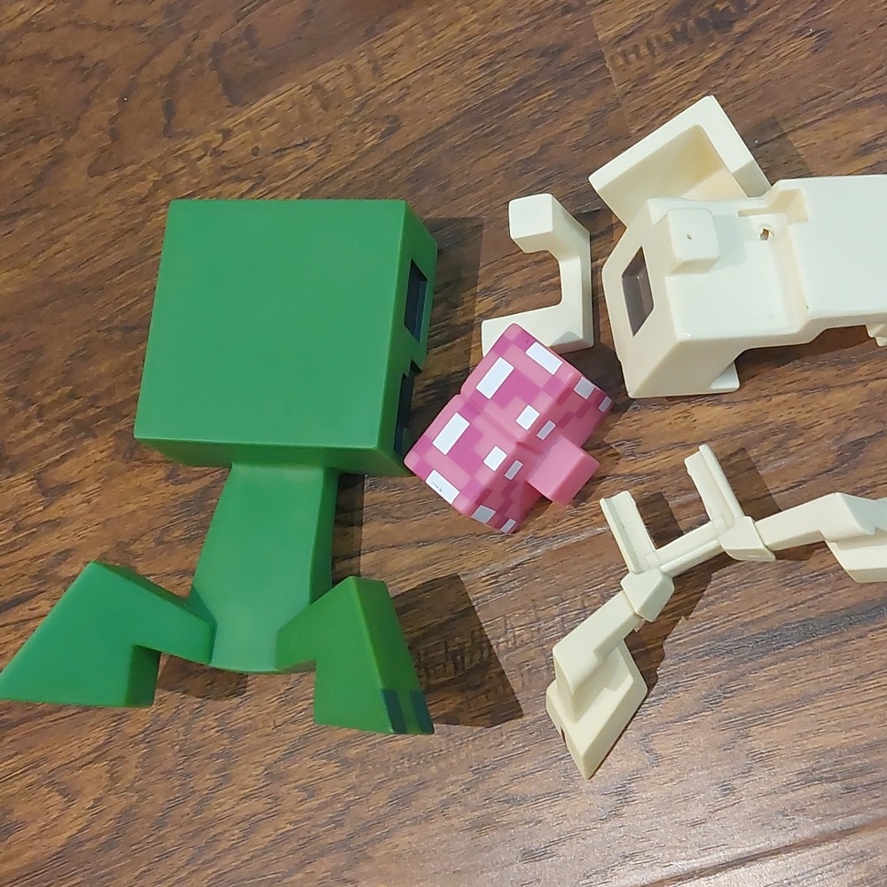 Minecraft bundle - Picture 6 of 7